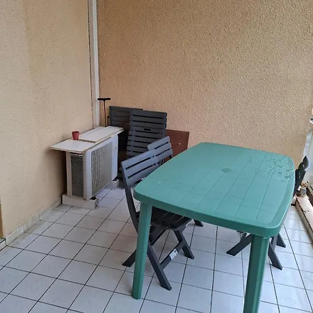 Apartman Appartament Pres De La *